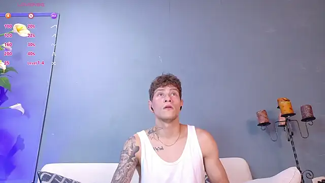 Snapshot of french_sexx chatting on 10-30-25, 01:37 french sexx online show from 10-30-25, 01:37