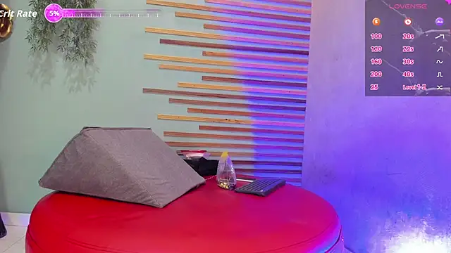 Snapshot of french_sexx chatting on 11-09-25, 06:56 french sexx online show from 11-09-25, 06:56