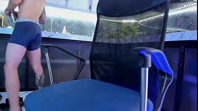 Snapshot of french_sexx chatting on 12-01-25, 07:37 french sexx online show from 12-01-25, 07:37