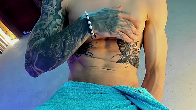 Snapshot of french_sexx chatting on 12-20-25, 05:10 french sexx online show from 12-20-25, 05:10