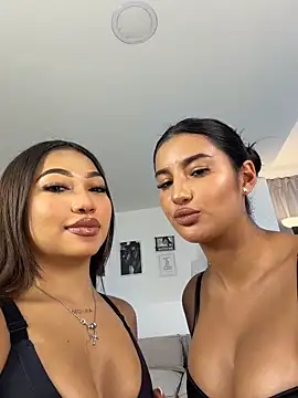 Snapshot of Kimm_khalifa chatting on 05-17-26, 09:15 Kimm khalifa online show from 05-17-26, 09:15