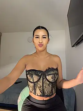 Snapshot of Kimm_khalifa chatting on 06-04-26, 04:06 Kimm khalifa online show from 06-04-26, 04:06