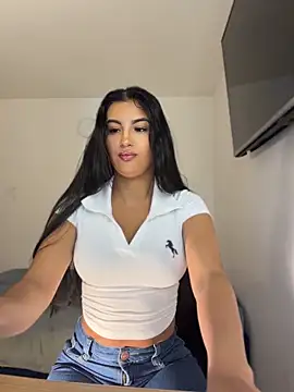 Kimm khalifa online show from 06-17-26, 01:49