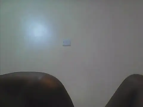 Snapshot of queen_rae chatting on 05-24-26, 10:48 queen rae online show from 05-24-26, 10:48