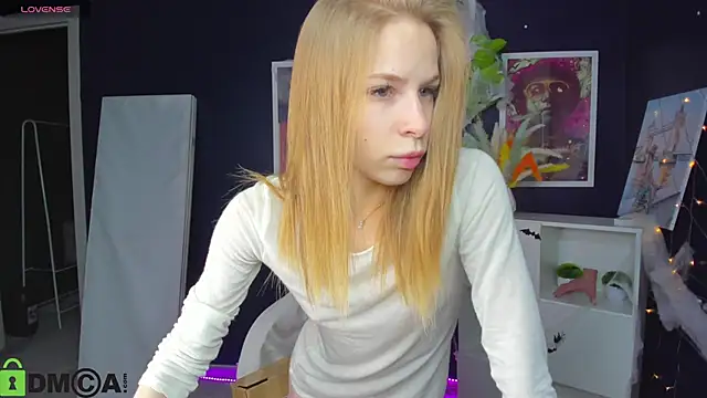 Elis Fox online show from 11-03-25, 11:03