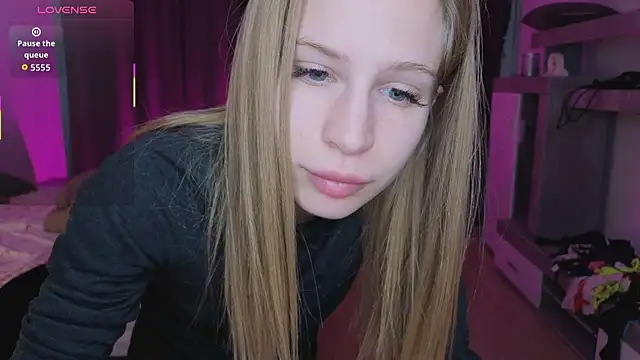 Elis Fox online show from 04-11-26, 11:03