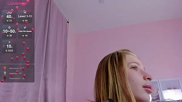 Snapshot of Elis_Fox chatting on 02-27-25, 01:07 Elis Fox online show from 02-27-25, 01:07