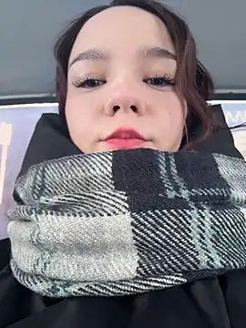 Times  Square online show from 12-04-25, 02:32