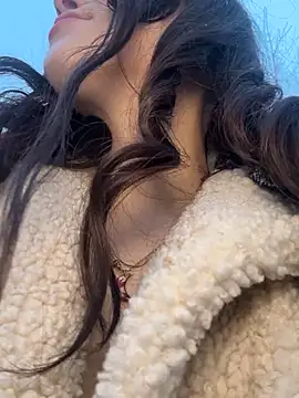 Times  Square online show from 02-15-25, 05:09