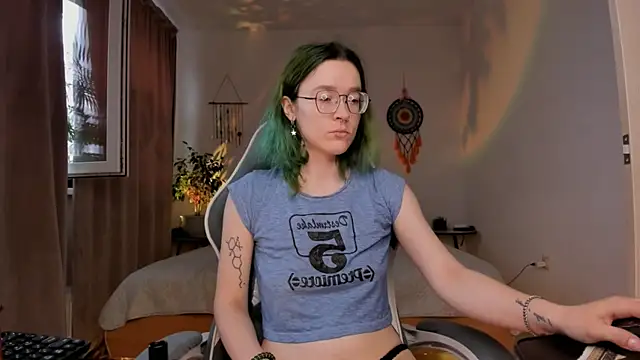 alisahug online show from 07-03-26, 03:57