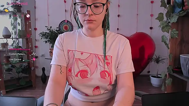 alisahug online show from 02-14-25, 08:21
