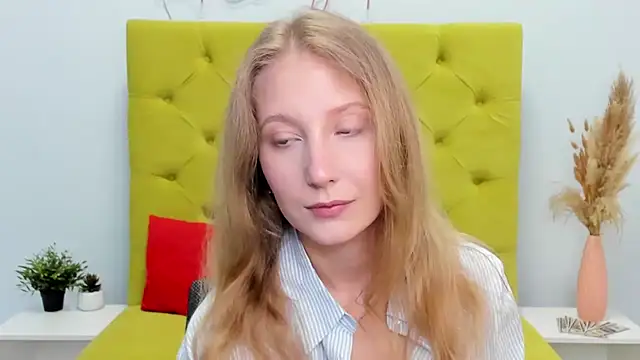 LolaWilsons online show from 04-02-26, 06:20