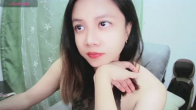 Snapshot of Candy_bee520 chatting on 02-20-25, 06:57 Candy bee520 online show from 02-20-25, 06:57