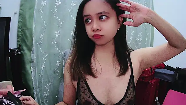 Snapshot of Candy_bee520 chatting on 12-17-24, 03:27 Candy bee520 online show from 12-17-24, 03:27