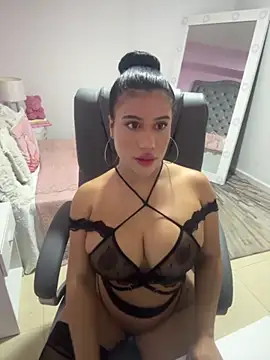 AshleyFerrer online show from 11-13-25, 04:00