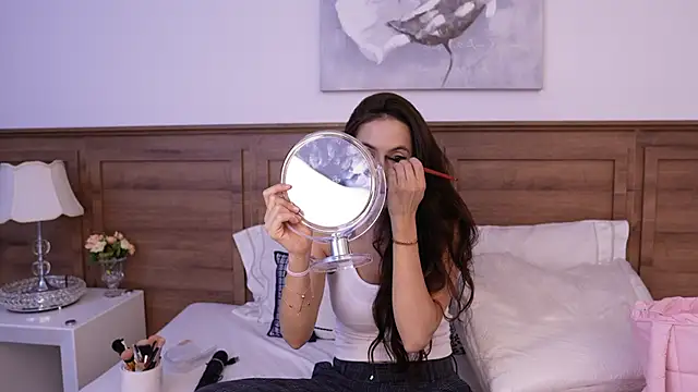 Snapshot of Amber_Rush_ chatting on 02-04-26, 11:44 Amber Rush online show from 02-04-26, 11:44