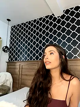 Amber Rush  online show from 10-28-25, 11:25