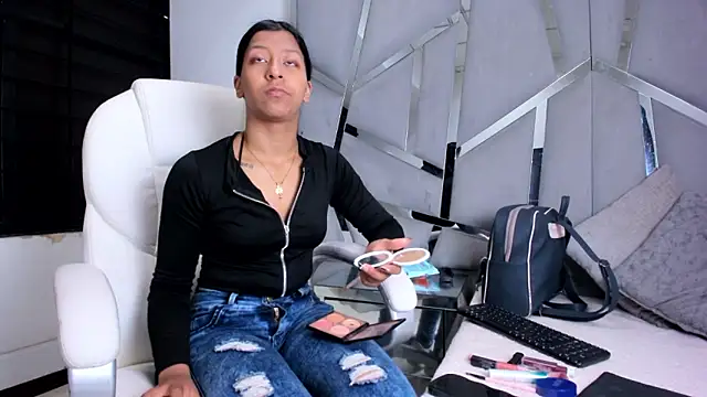 VaneLin18 online show from 10-02-25, 05:16