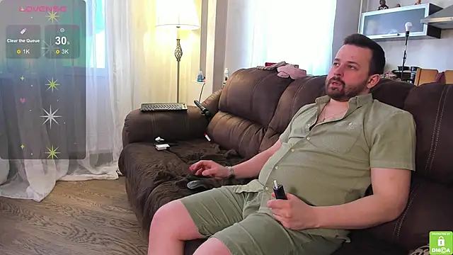 NikkiNSerdron online show from 04-09-26, 06:41