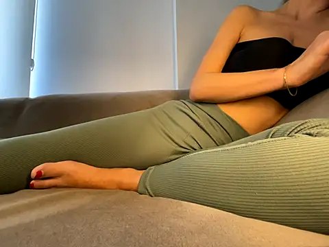 khaaleesiii online show from 12-03-25, 08:14