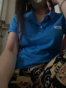 Tuongvy05 online show from 03-07-26, 07:04