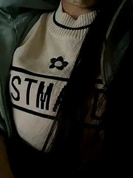 Tuongvy05 online show from 11-20-25, 09:21