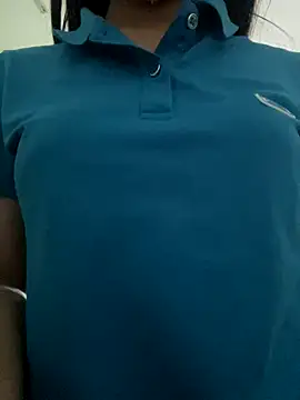 Tuongvy05 online show from 11-10-25, 08:41