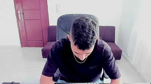 Snapshot of Chandler_ken chatting on 02-14-26, 10:21 Chandler ken online show from 02-14-26, 10:21