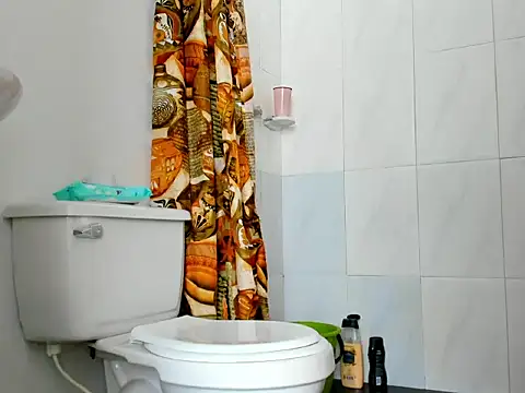 Snapshot of Chandler_ken chatting on 11-22-25, 04:17 Chandler ken online show from 11-22-25, 04:17