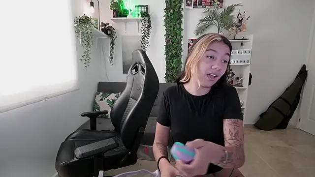 blvckbabyweed07 online show from 04-16-26, 11:55