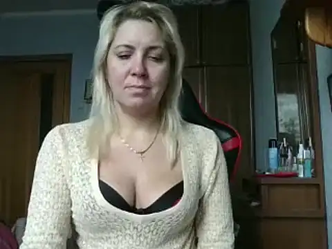 IrinaB1 online show from 11-11-25, 08:09