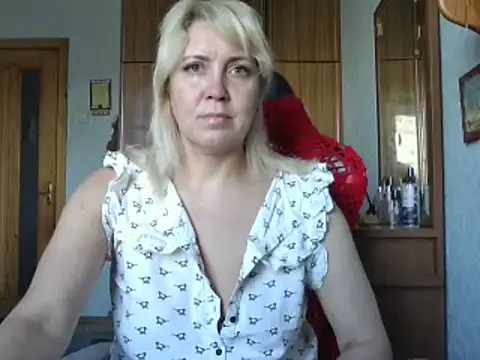 IrinaB1 online show from 06-11-26, 05:04