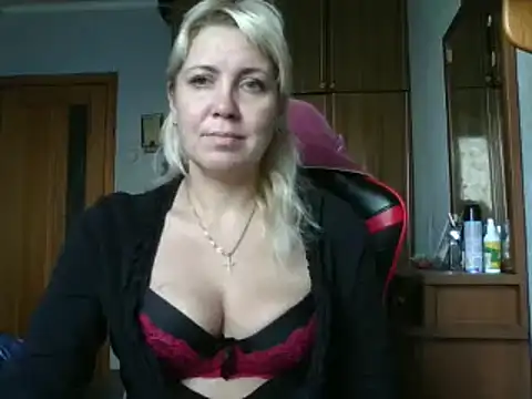 IrinaB1 online show from 10-12-25, 06:15