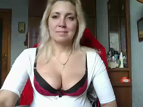 IrinaB1 online show from 03-22-26, 06:26