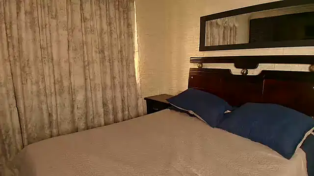 Susana hank2 online show from 09-30-25, 07:31