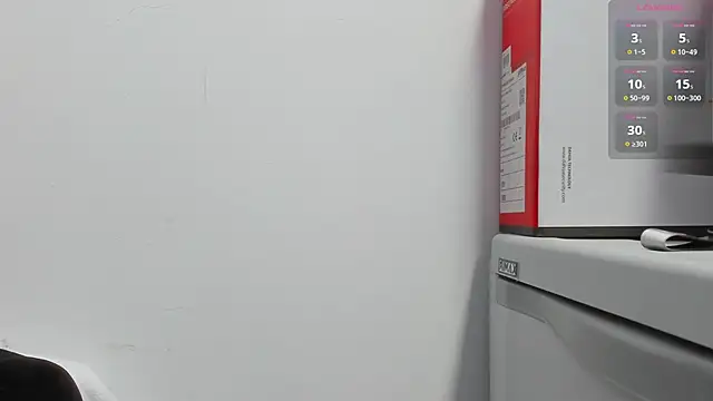 lizzy davis 1 online show from 10-08-25, 03:52