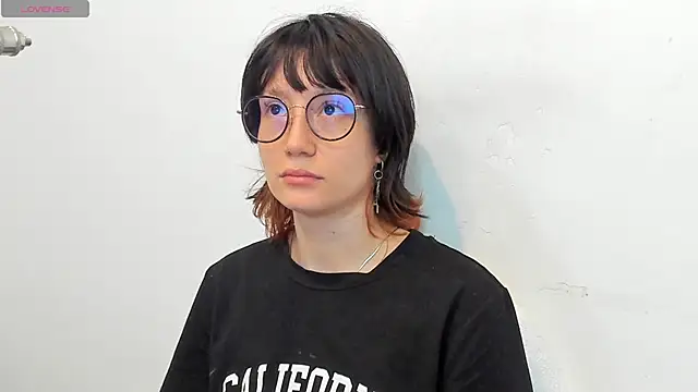 lizzy davis 1 online show from 02-25-26, 03:51