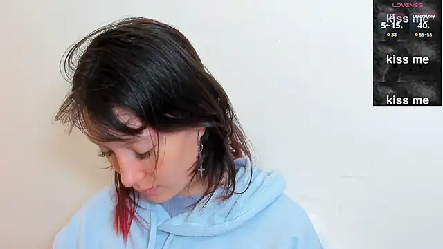 lizzy davis 1 online show from 10-30-25, 04:11