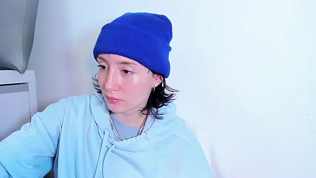 lizzy davis 1 online show from 12-01-25, 04:13