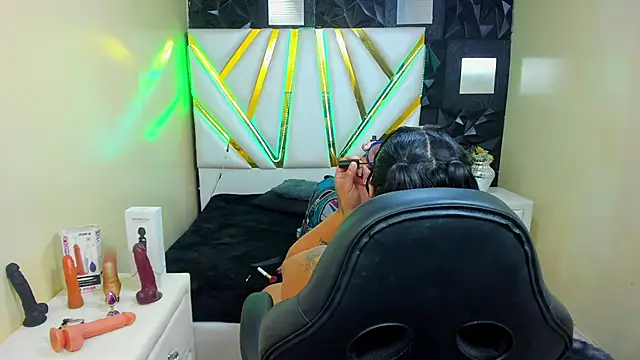 NikolPervertUnlimit online show from 03-18-26, 11:05