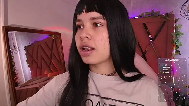 Haelycute online show from 09-28-25, 12:01