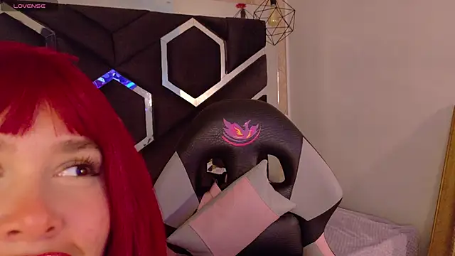 Haelycute online show from 11-09-25, 08:13