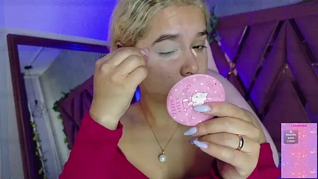 Haelycute online show from 02-06-26, 12:12