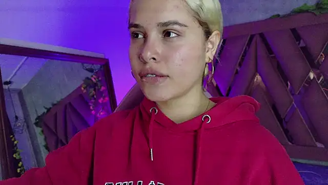 Haelycute online show from 02-01-26, 11:52