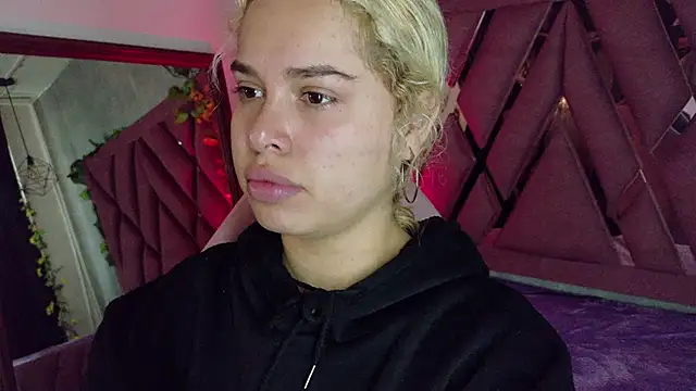 Haelycute online show from 02-11-26, 12:16