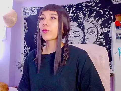 Snapshot of melissahowl chatting on 07-31-26, 03:53 melissahowl online show from 07-31-26, 03:53