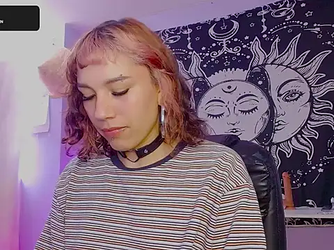 Snapshot of melissahowl chatting on 07-18-26, 06:49 melissahowl online show from 07-18-26, 06:49