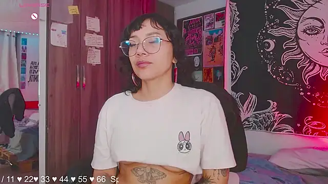 melissahowl online show from 11-10-25, 03:22