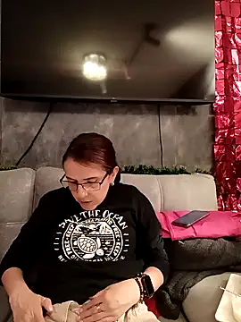 IsisBlake online show from 01-05-26, 08:34