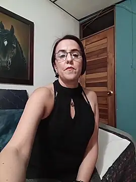 IsisBlake online show from 05-06-26, 11:42